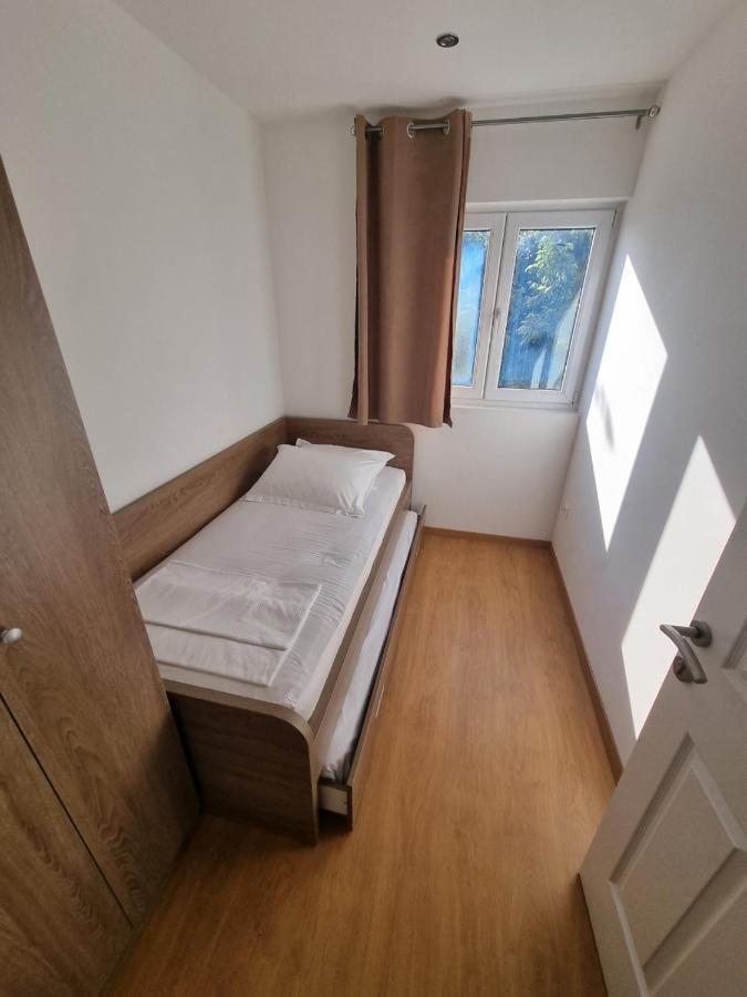 Apartment Furulund Макарска Экстерьер фото